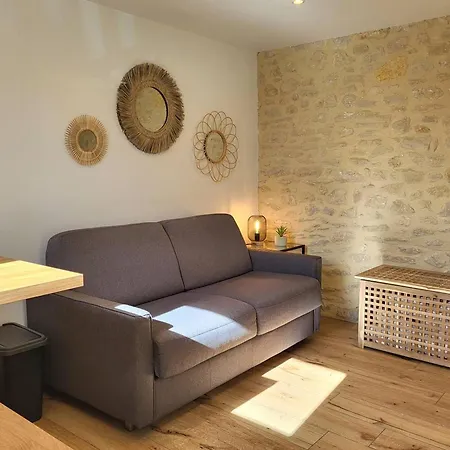 Cosy Proche A Merville-franceville, Parking Et Wifi Inclus - Fr-1-788-11 Apartment Merville-Franceville-Plage